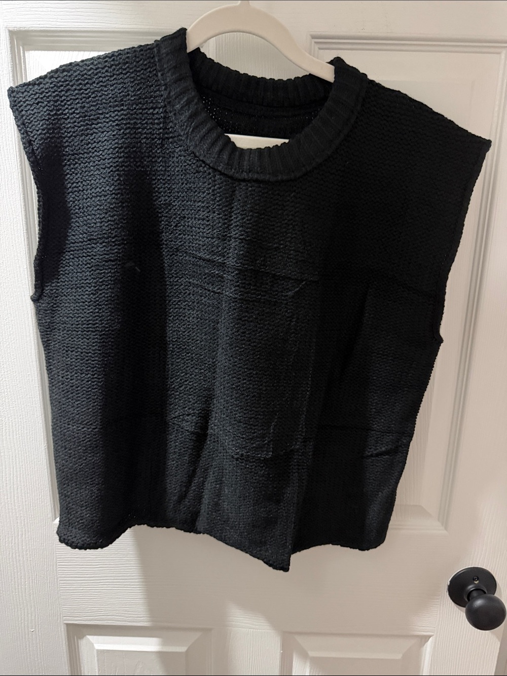 NWOT Black Sleeveless Knit Boxy Sweater Vest